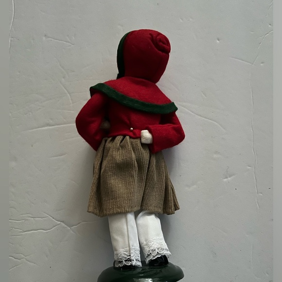 Byer’s Choice Ltd. Vintage Caroler girl with toy - Picture 3 of 6